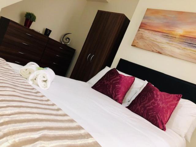 Budget Rooms @ Underwood Lane Крю Екстериор снимка