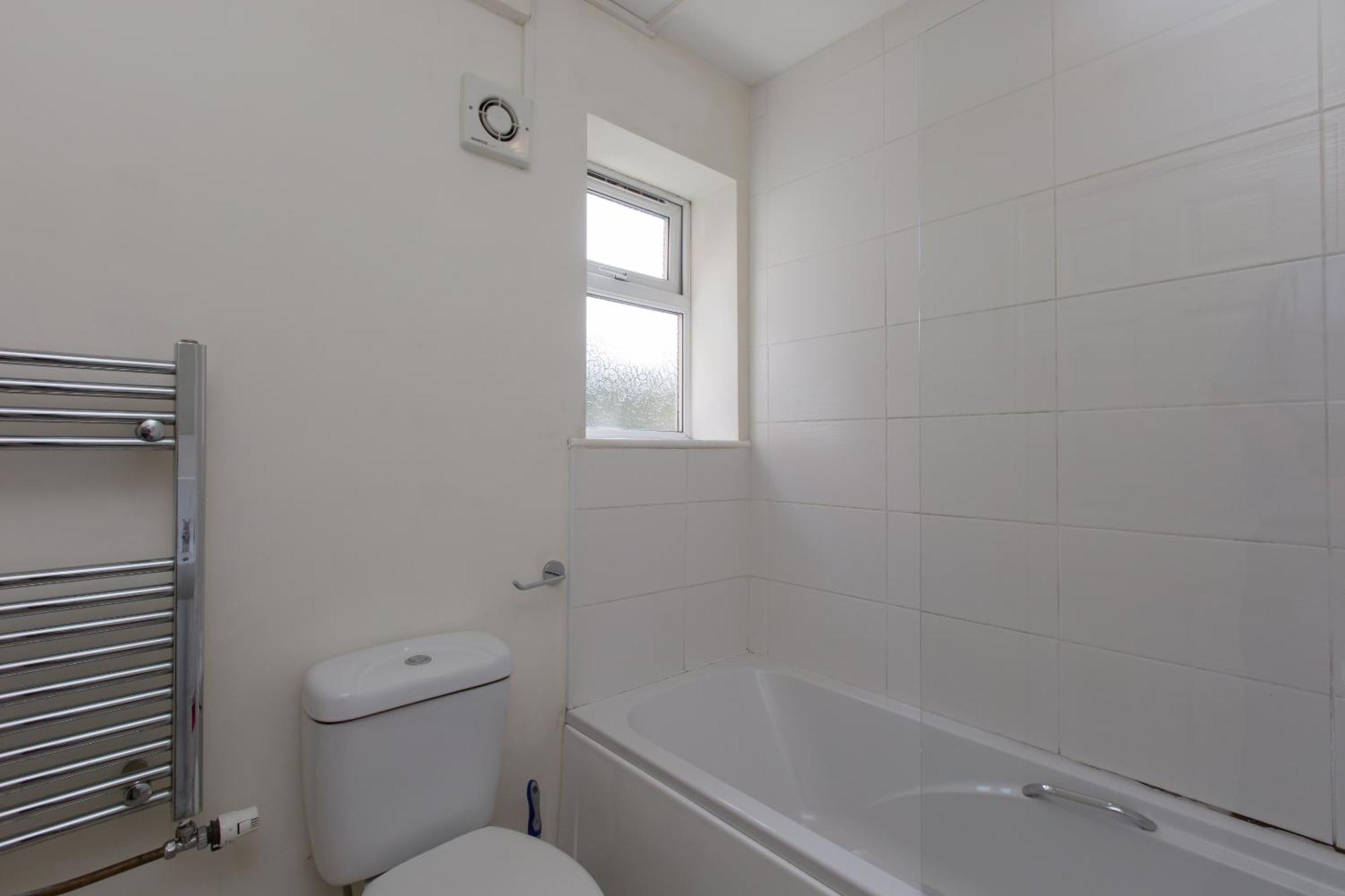 Budget Rooms @ Underwood Lane Крю Екстериор снимка